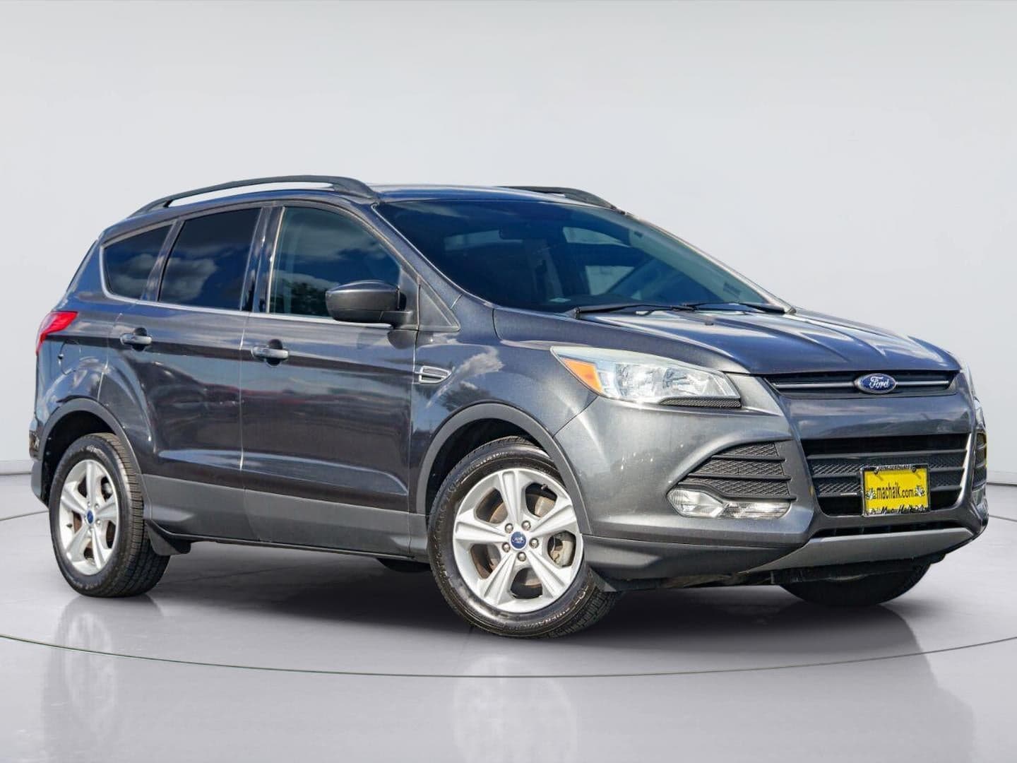2016 Ford Escape SE — photo 1 of 31