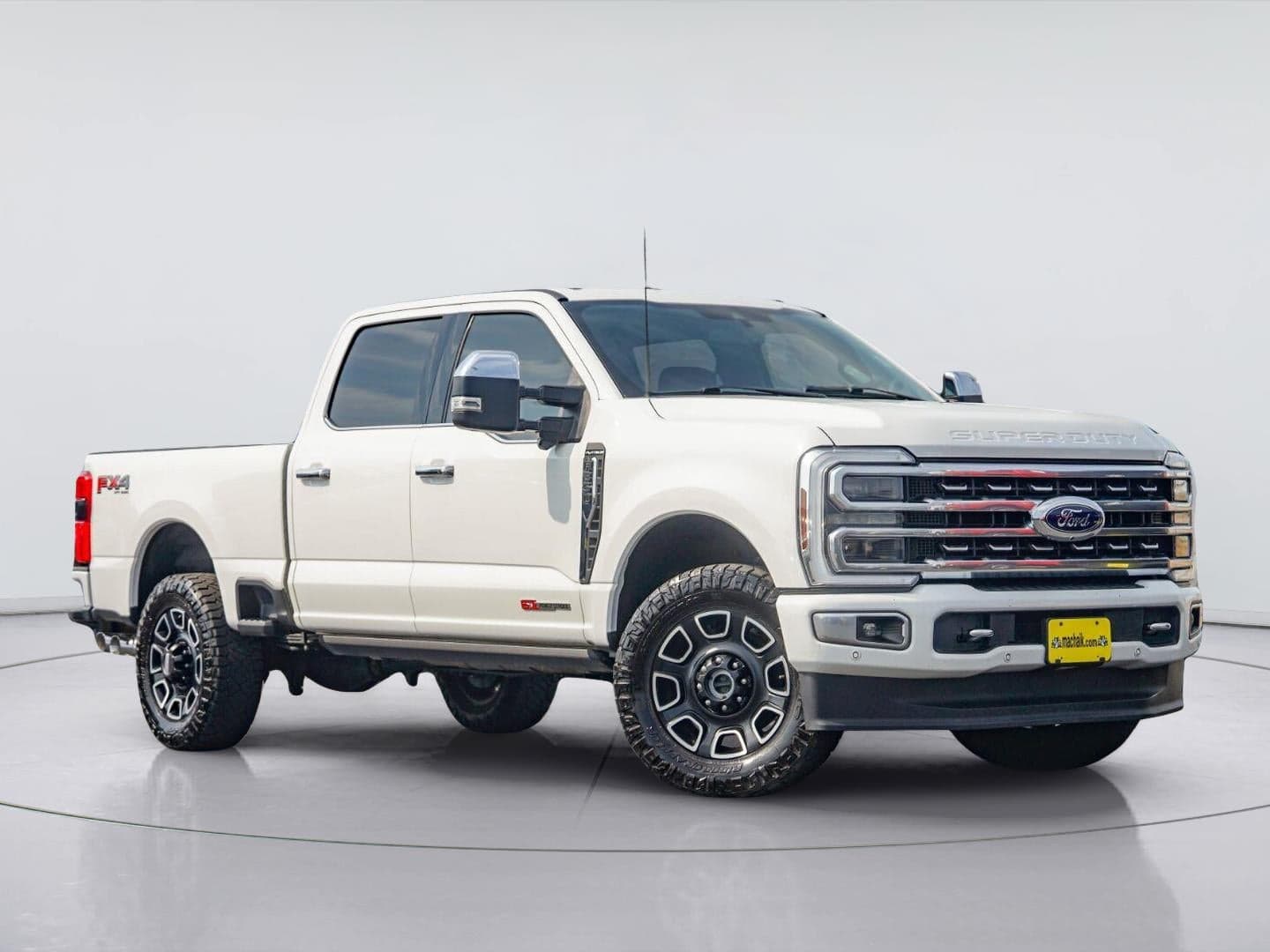 2024 Ford Super Duty F-350 SRW Platinum — photo 1 of 6