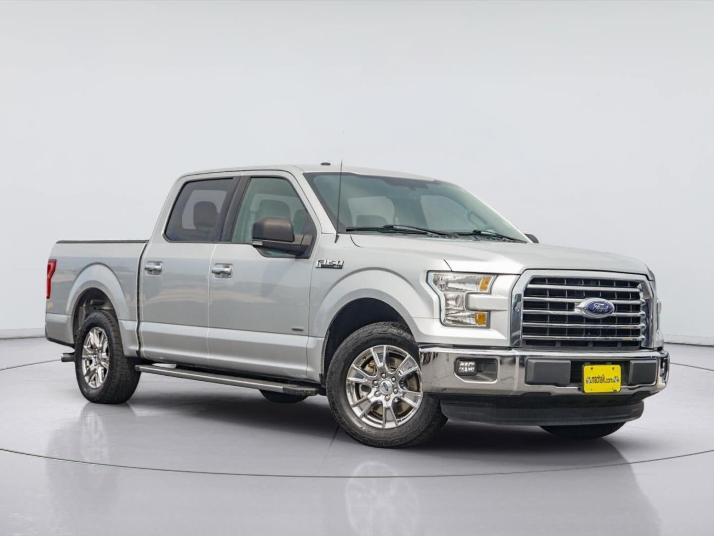 2016 Ford F-150 XLT — photo 1 of 31