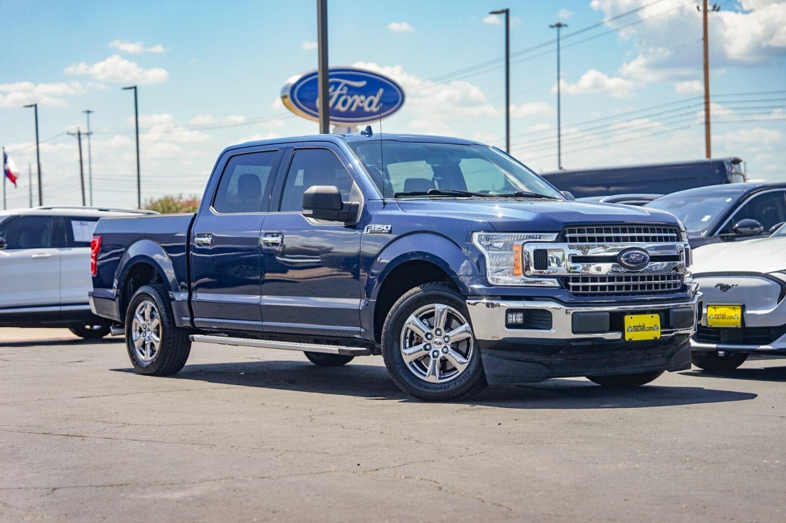 2018 Ford F-150 XLT — photo 1 of 9