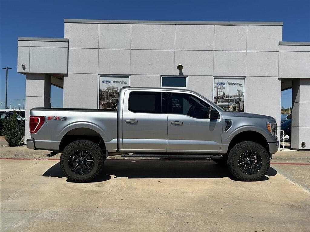 2022 Ford F-150 XLT — photo 1 of 4