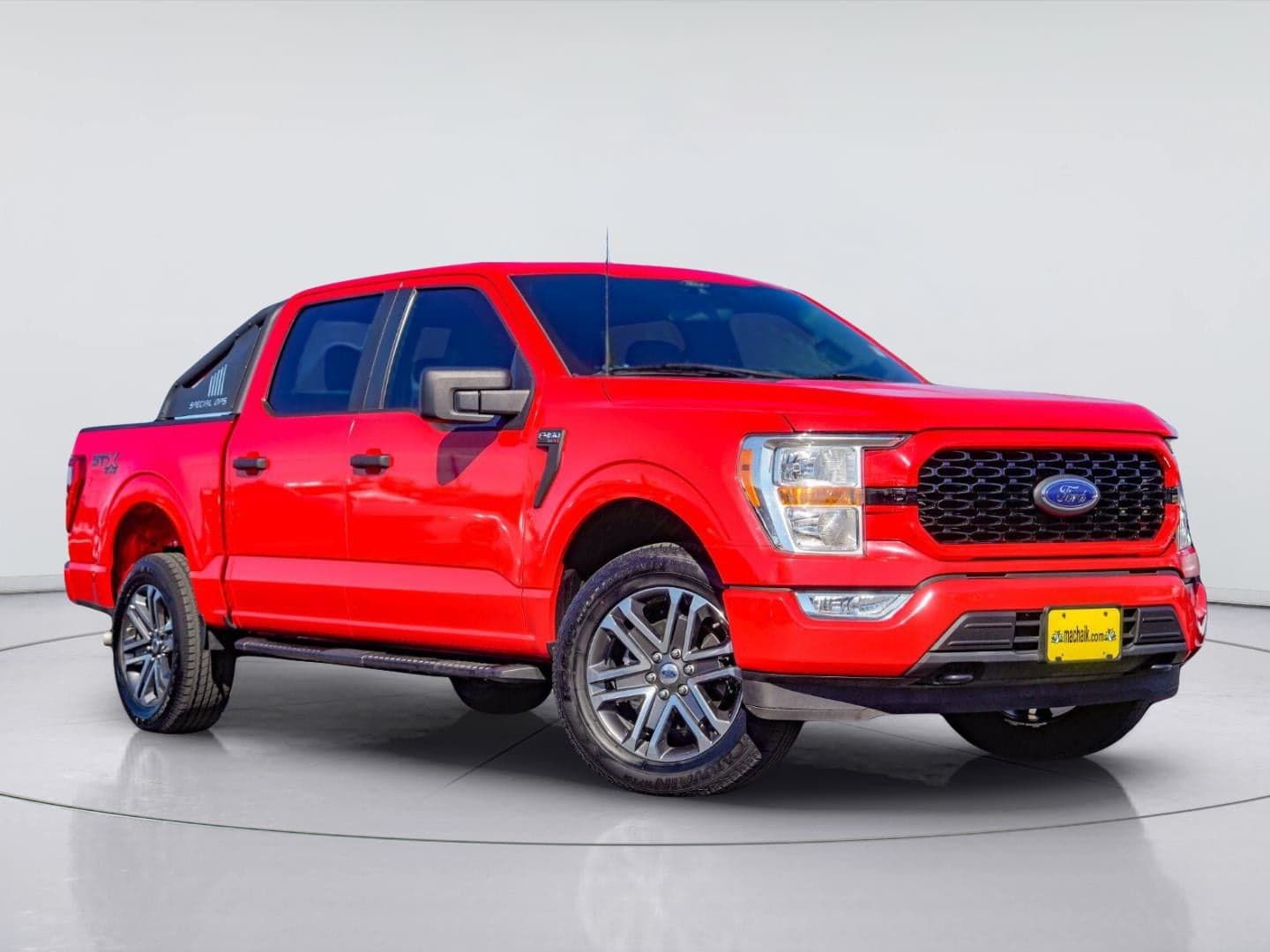2021 Ford F-150 XL — photo 1 of 3