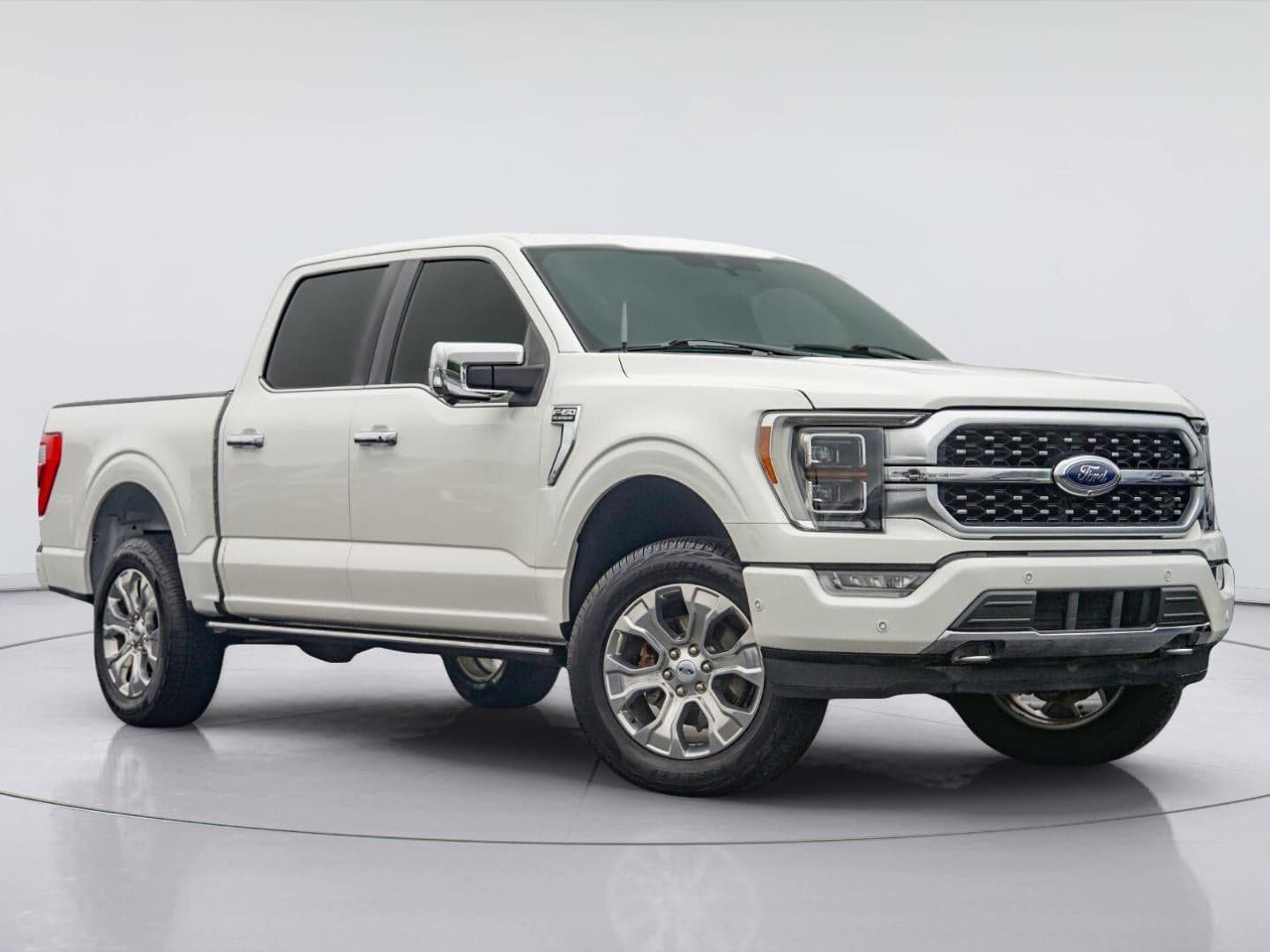 2021 Ford F-150 Platinum — photo 1 of 31