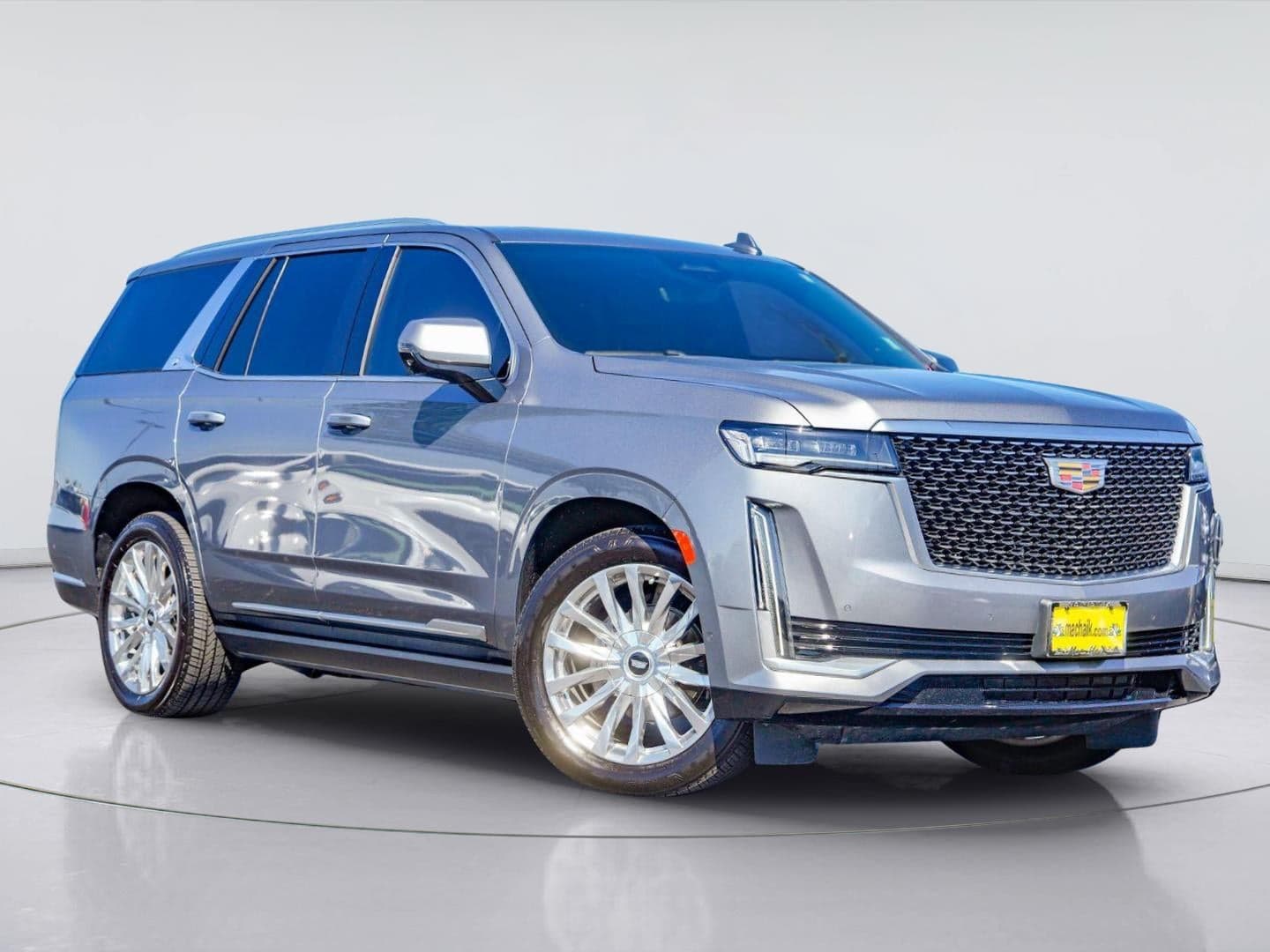 2022 Cadillac Escalade Premium Luxury — photo 1 of 4