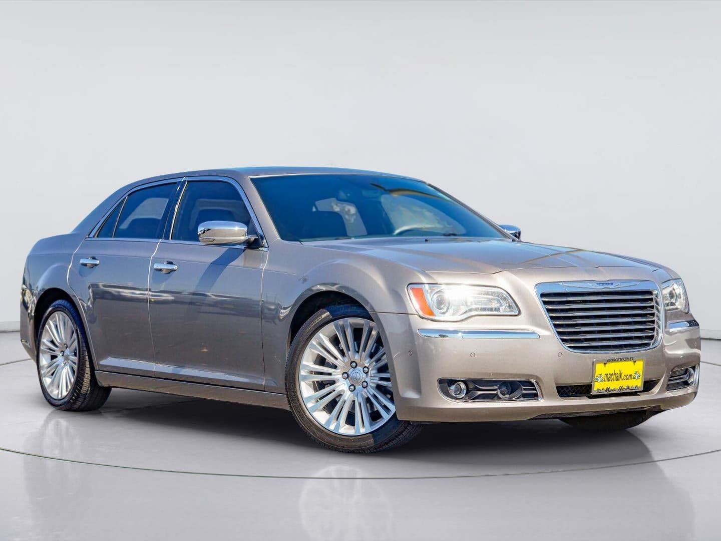 2014 Chrysler 300 300C — photo 1 of 5