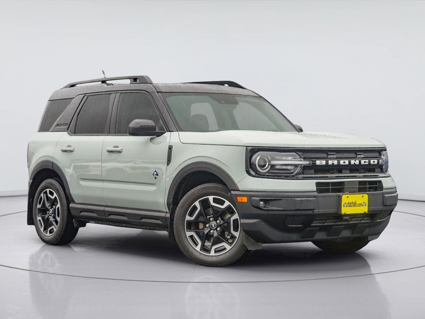 2024 Ford Bronco Sport Outer Banks — photo 1 of 31