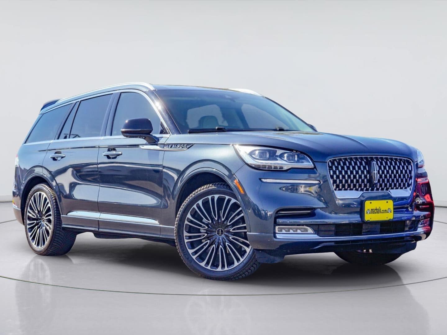 2024 Lincoln Aviator Black Label — photo 1 of 5