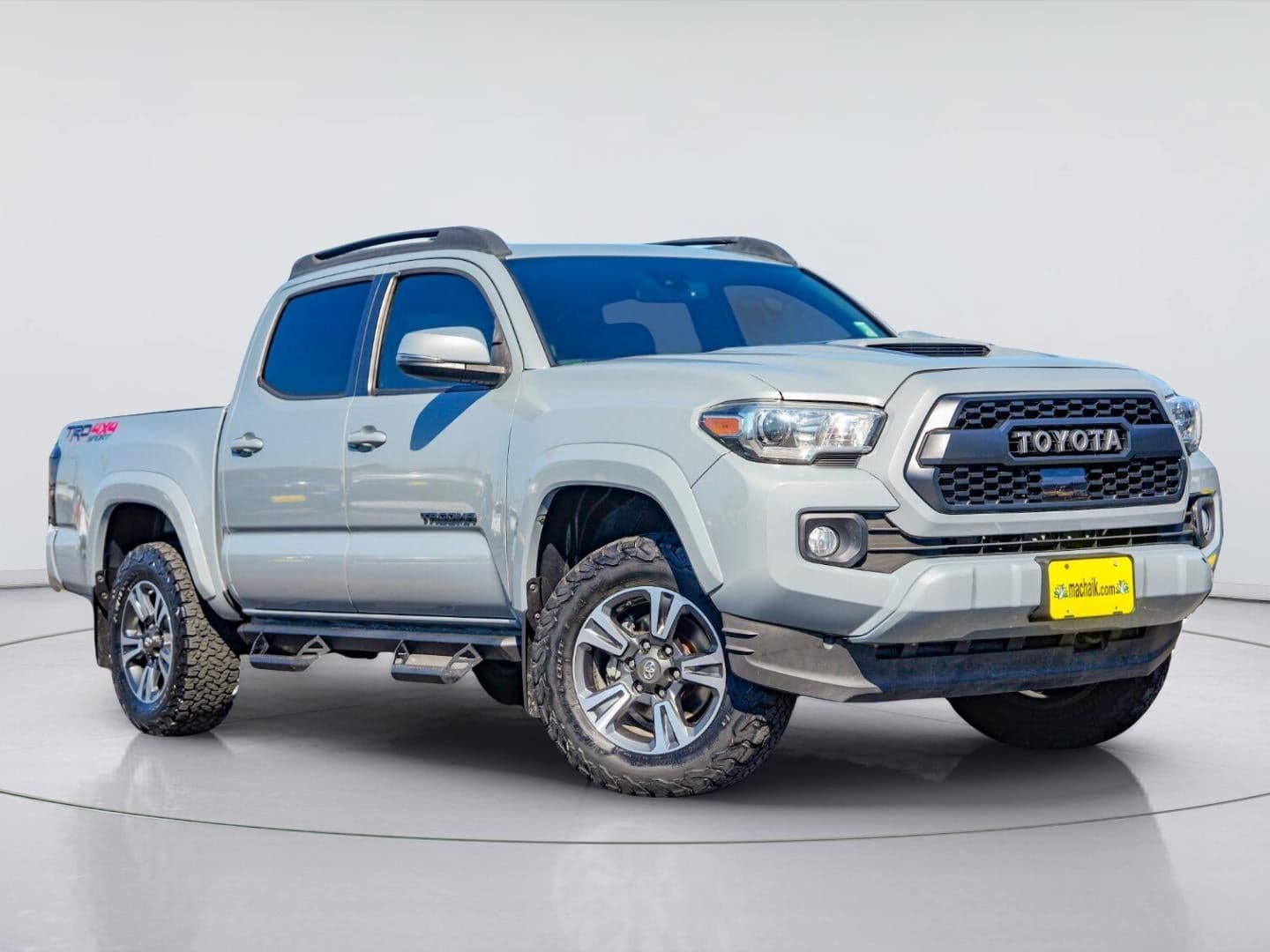 2019 Toyota Tacoma 4WD TRD Sport — photo 1 of 4