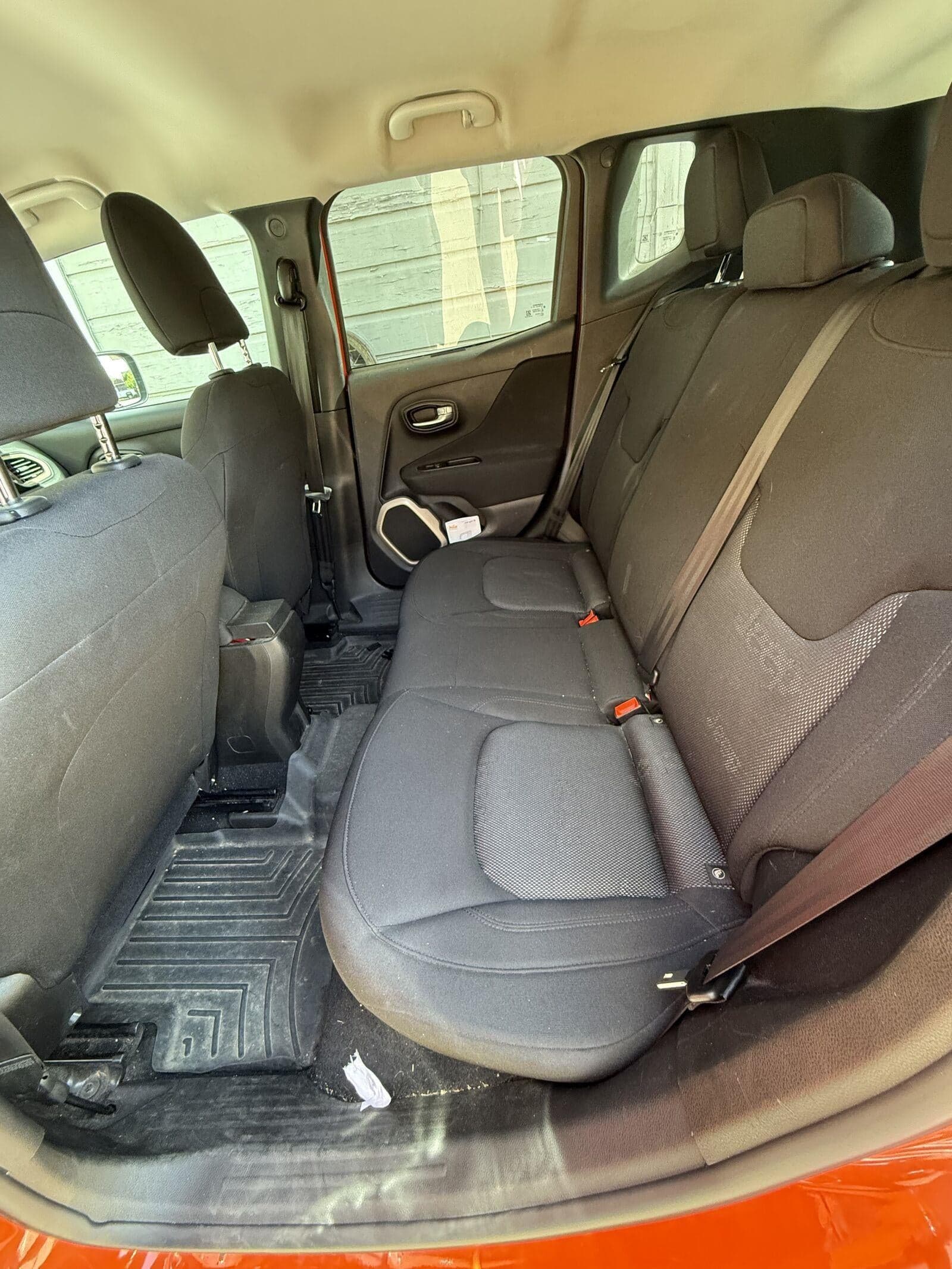 2017 Jeep Renegade Sport — photo 1 of 10