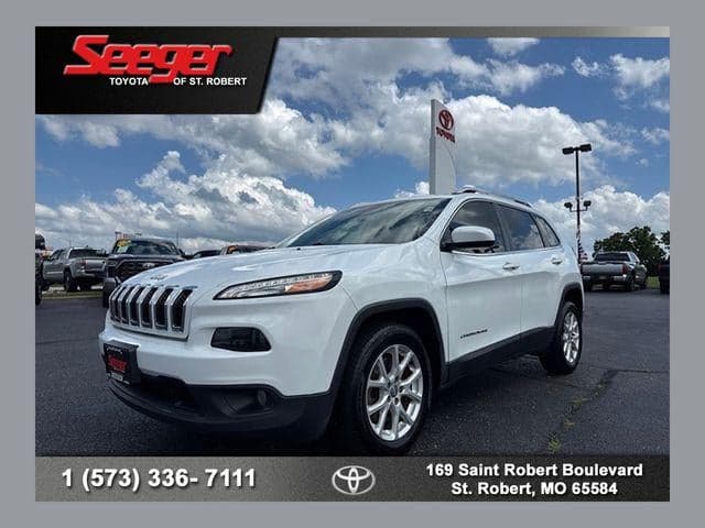 2017 Jeep Cherokee Latitude — photo 1 of 22