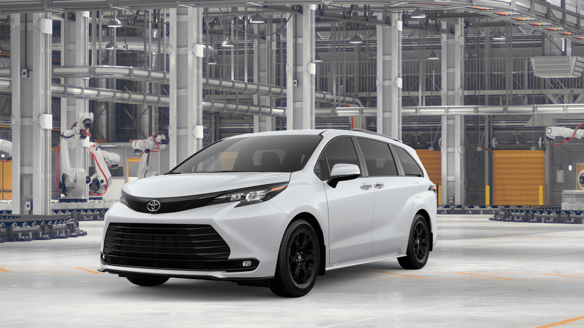 2026 Toyota Sienna Woodland Edition — photo 1 of 5