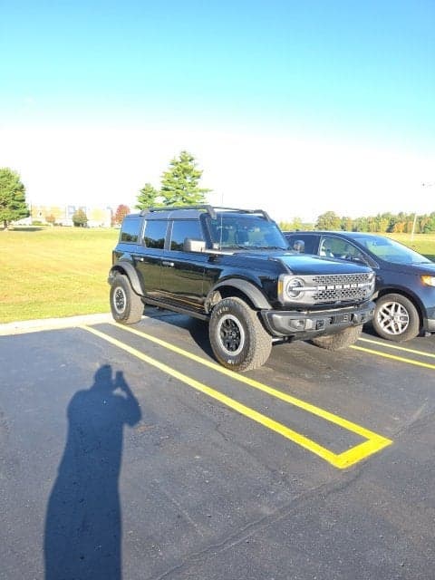 2023 Ford Bronco Badlands — photo 1 of 5