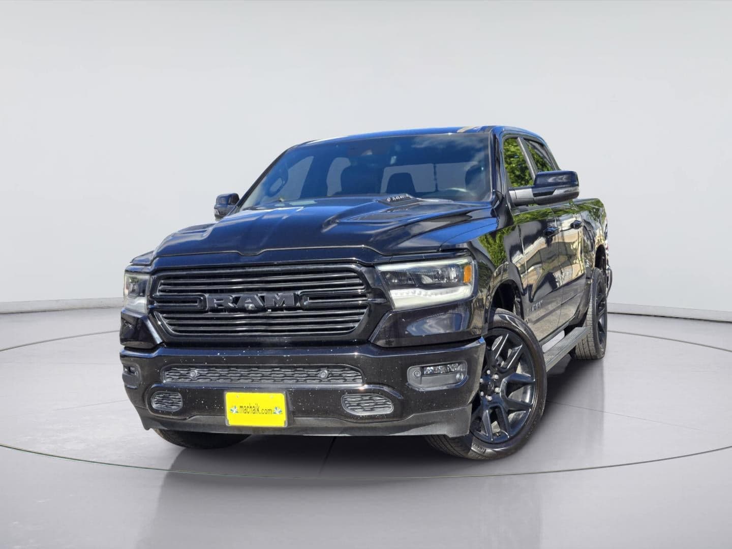 2024 RAM 1500 LARAM — photo 1 of 51