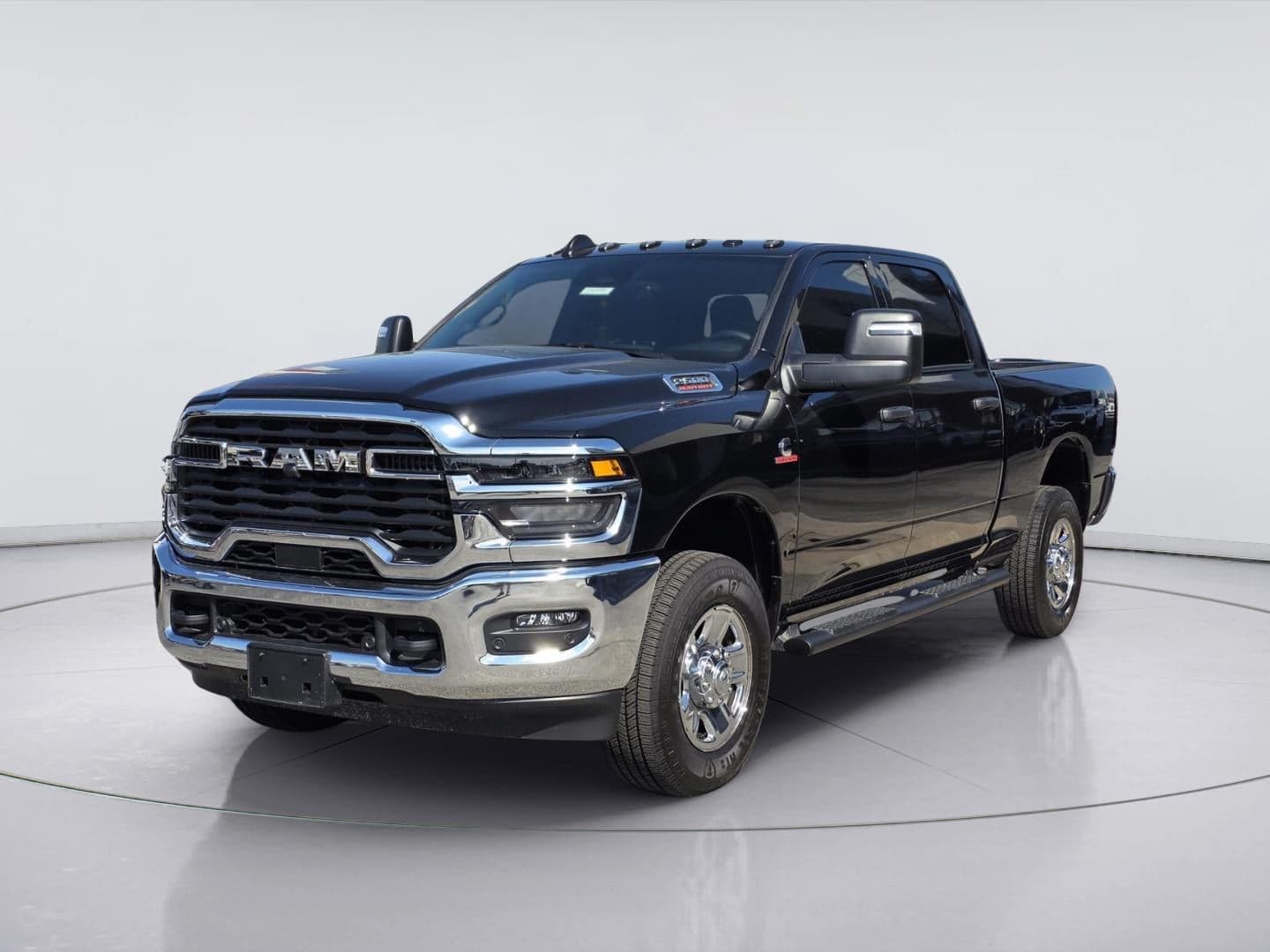 2025 RAM 2500 Tradesman — photo 1 of 28