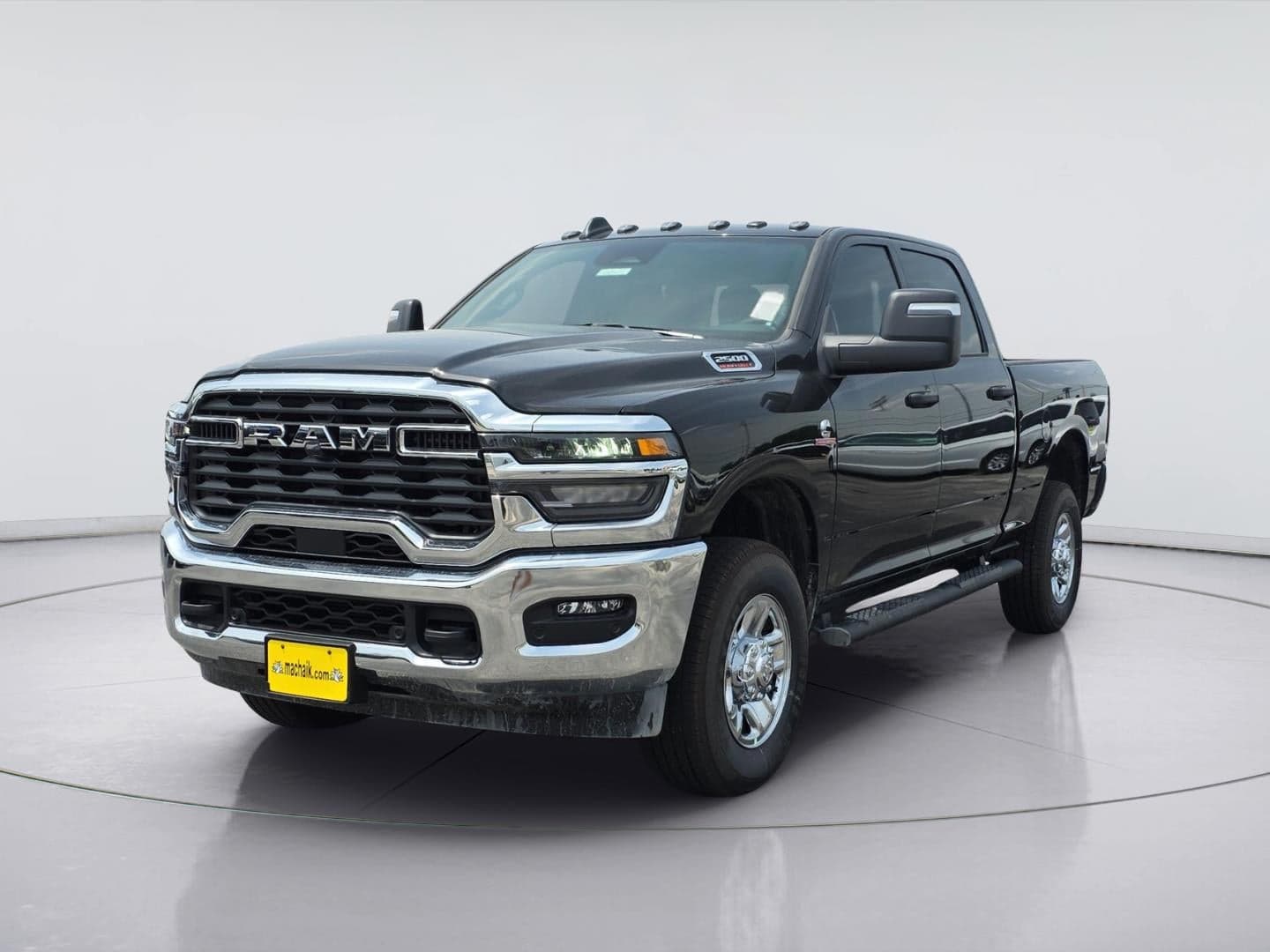 2025 RAM 2500 Tradesman — photo 1 of 27