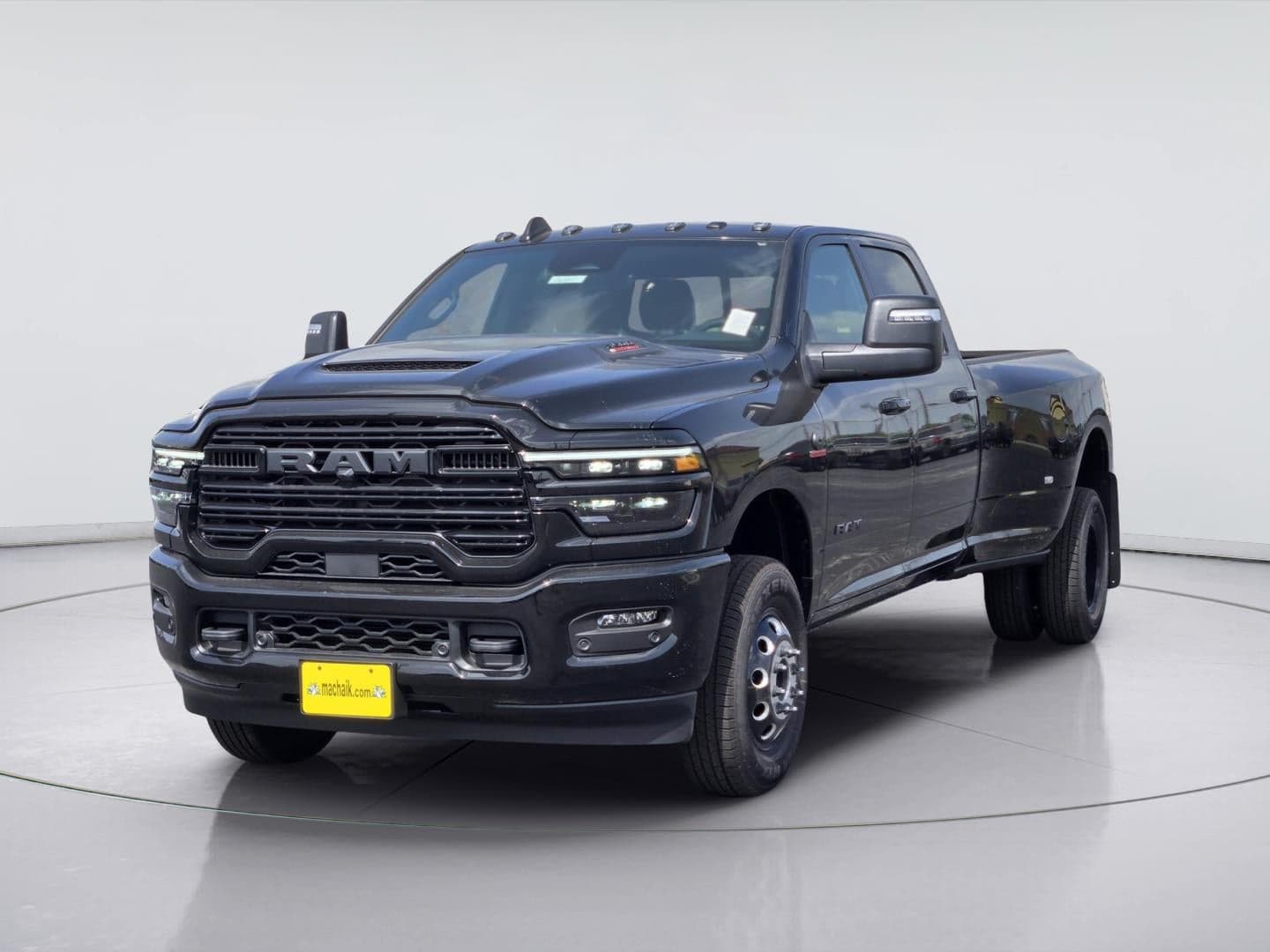 2026 RAM 3500 Laramie — photo 1 of 21