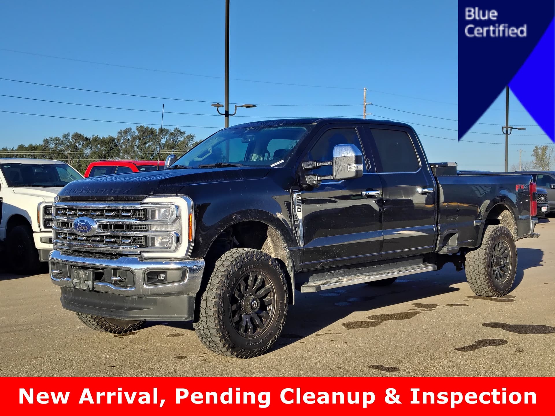 2023 Ford Super Duty F-250 SRW LARIAT — photo 1 of 19