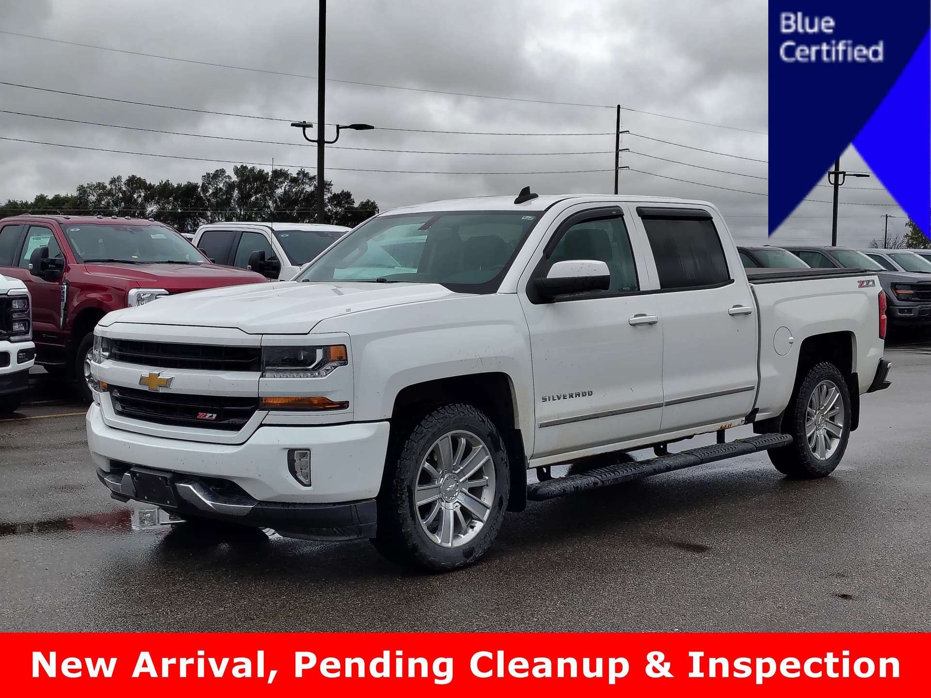2017 Chevrolet Silverado 1500 LT — photo 1 of 17