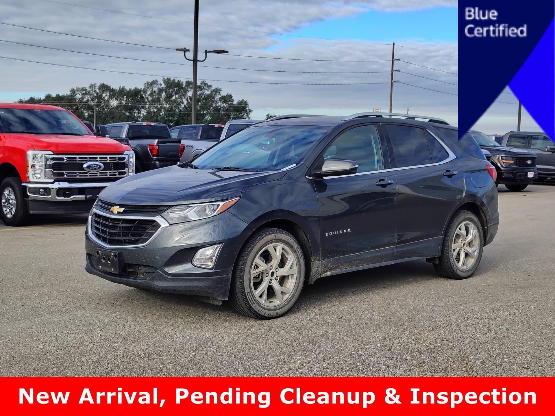 2019 Chevrolet Equinox Base — photo 1 of 17