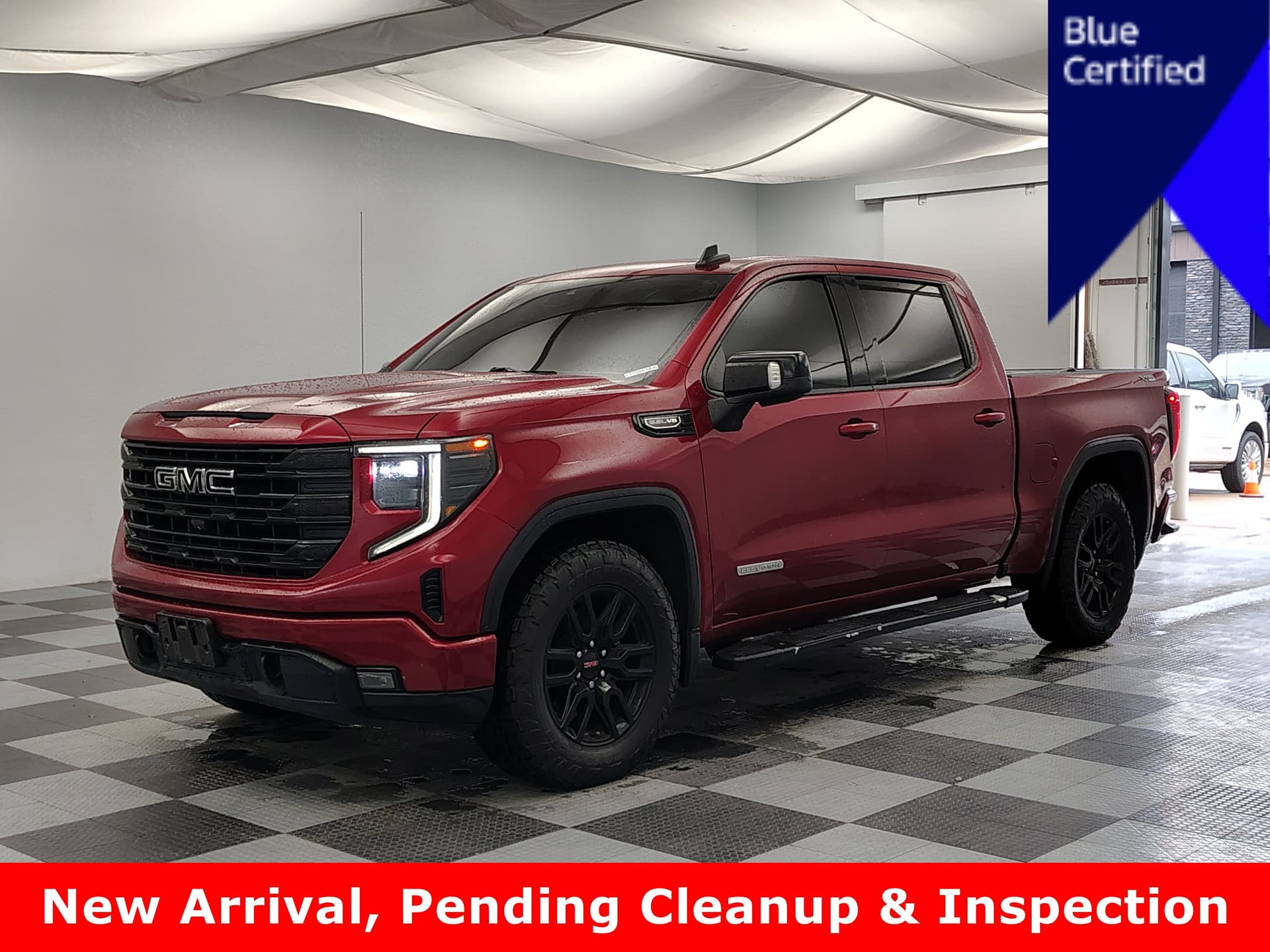 2022 GMC Sierra 1500 Elevation — photo 1 of 18