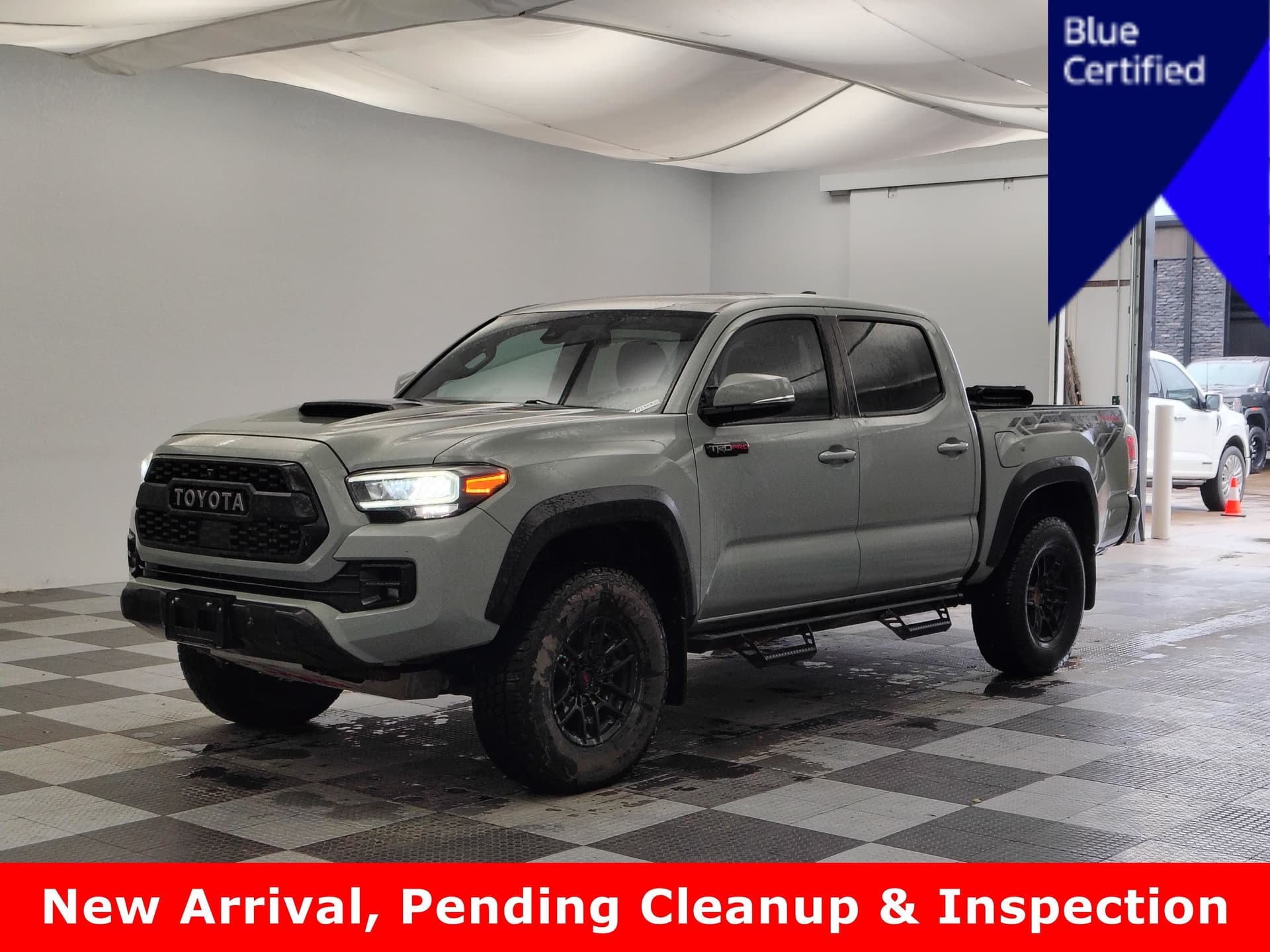 2021 Toyota Tacoma 4WD TRD Pro — photo 1 of 17