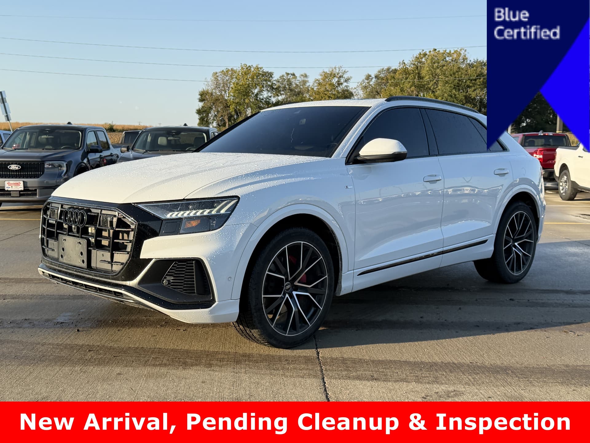 2022 Audi Q8 Premium — photo 1 of 5