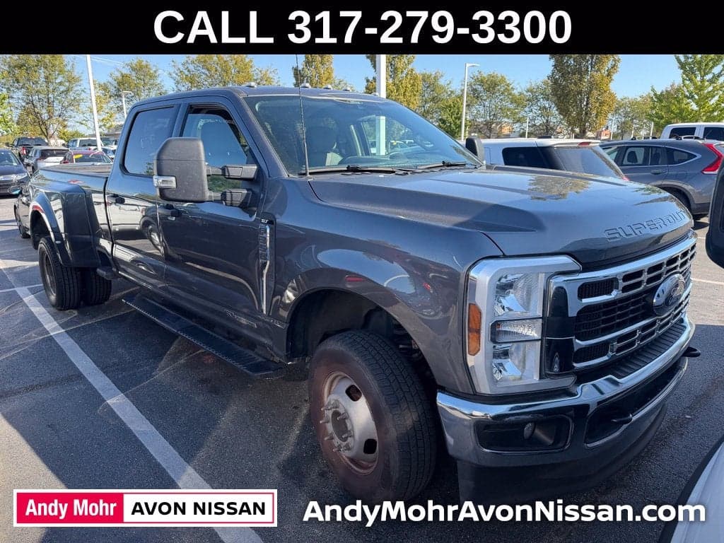 2026 Ford Super Duty F-350 DRW XLT — photo 1 of 5