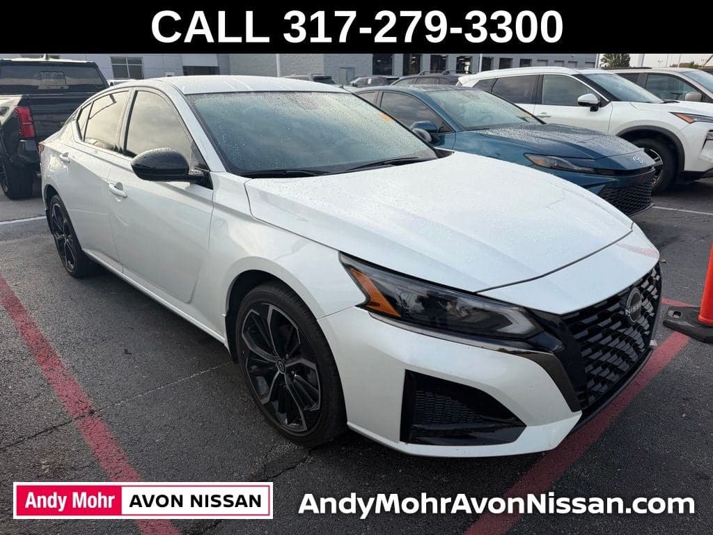 2024 Nissan Altima 2.5 SR — photo 1 of 25