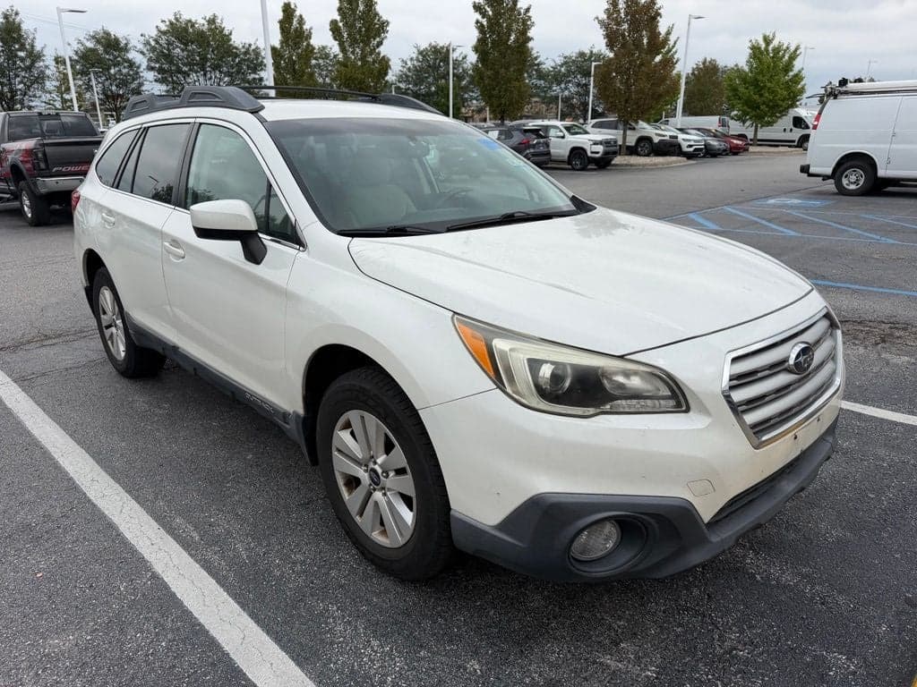 2015 Subaru Outback 2.5i Premium — photo 1 of 30