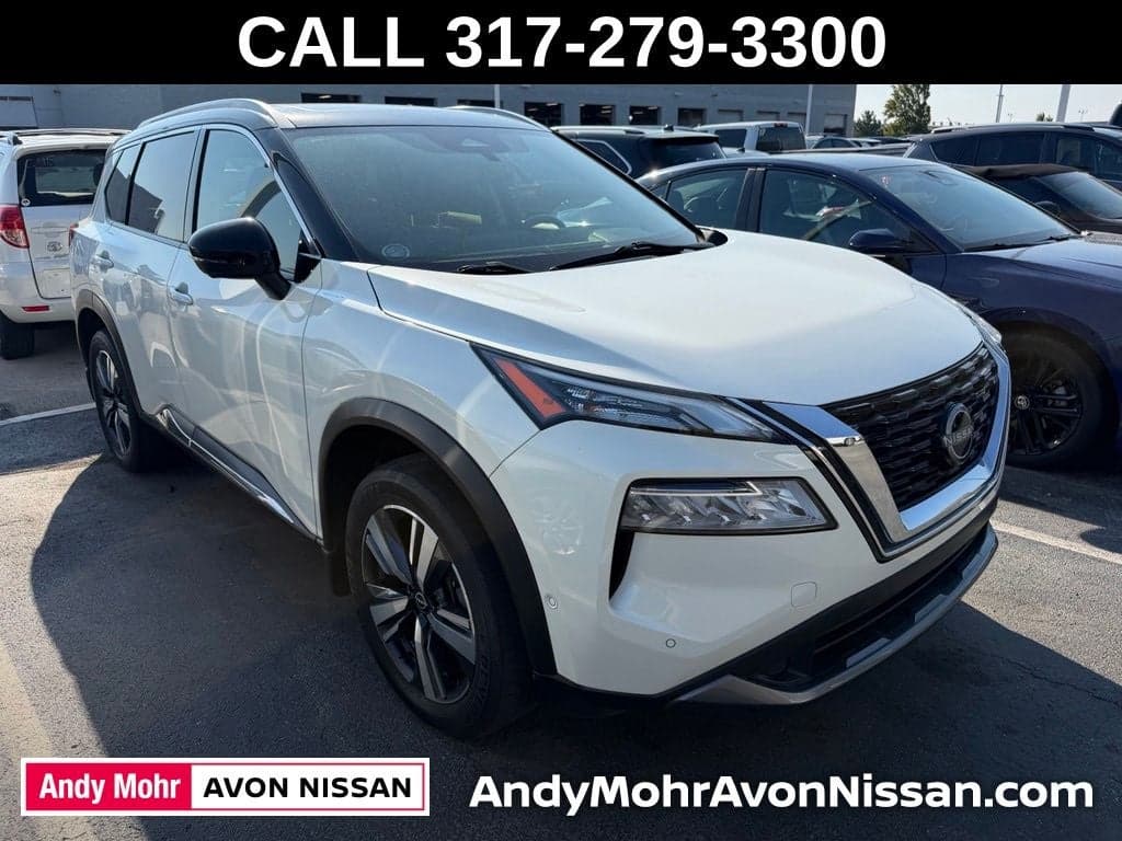 2023 Nissan Rogue SL — photo 1 of 21