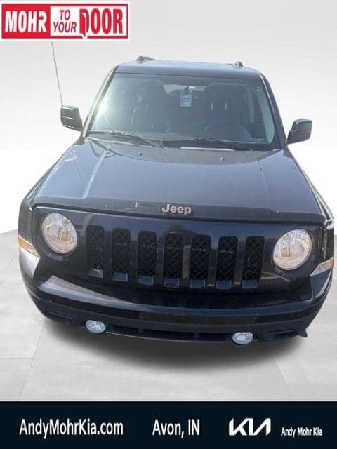 2016 Jeep Patriot 75th Anniversary — photo 1 of 24