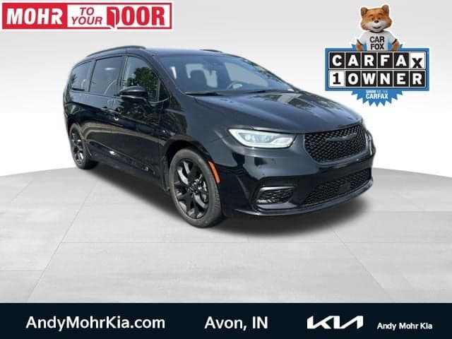 2025 Chrysler Pacifica Limited — photo 1 of 55