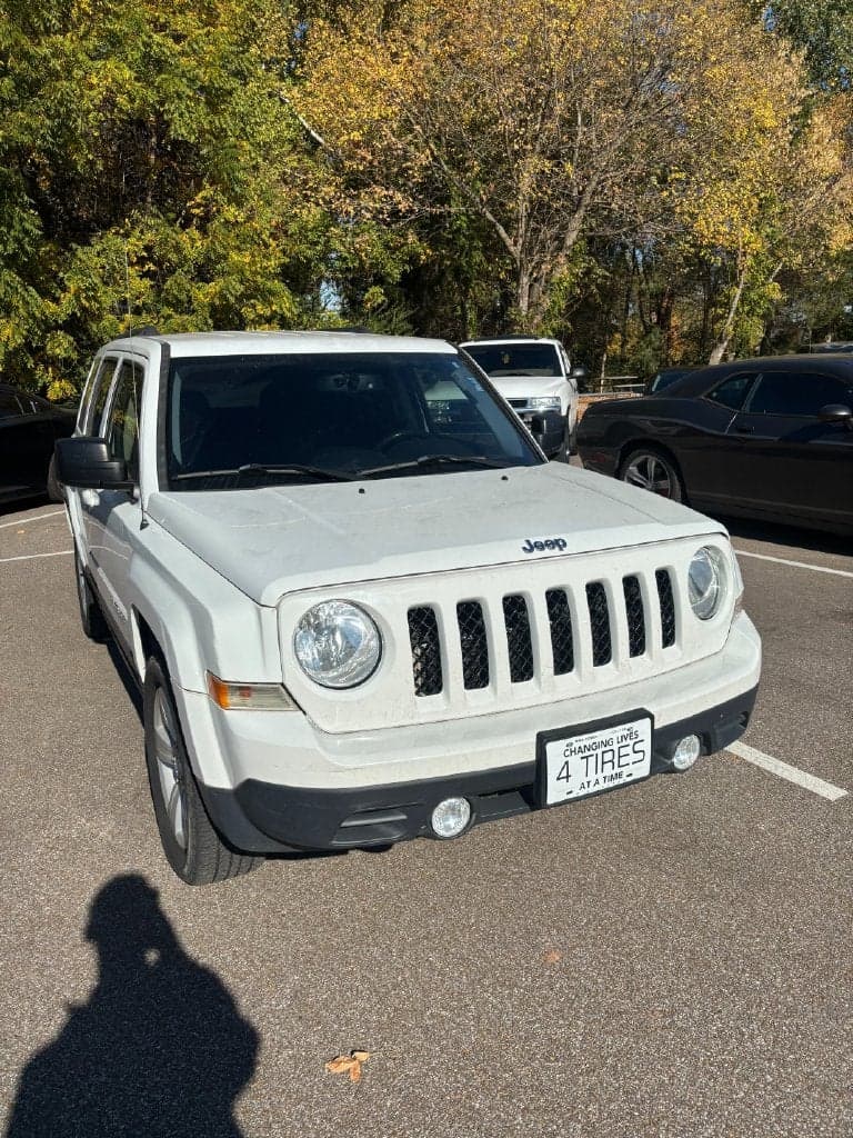 2017 Jeep Patriot Latitude — photo 1 of 5