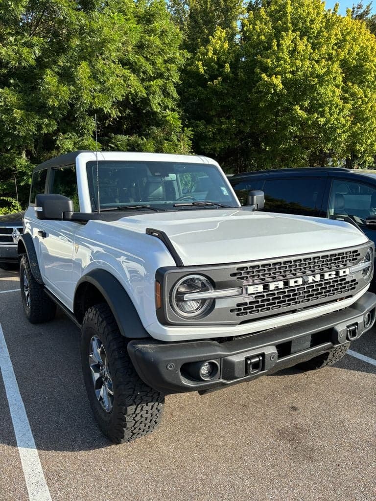 2023 Ford Bronco Badlands Advanced — photo 1 of 5