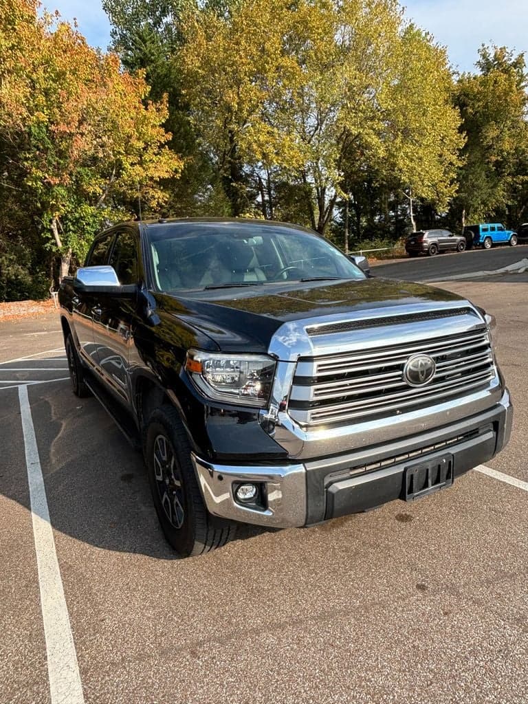 2018 Toyota Tundra 4WD Limited — photo 1 of 5