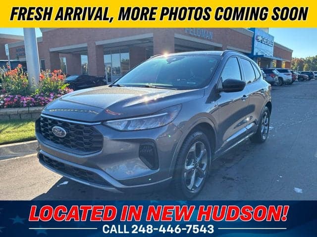 2024 Ford Escape ST-Line — photo 1 of 18
