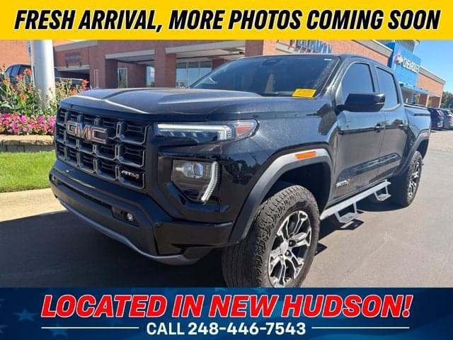 2023 GMC Canyon 4WD AT4 — photo 1 of 17