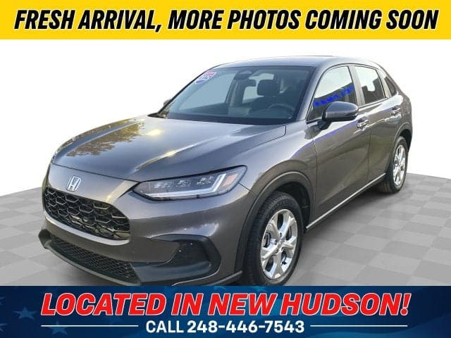 2025 Honda HR-V LX — photo 1 of 29