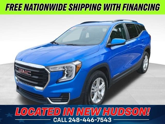 2024 GMC Terrain SLE — photo 1 of 44