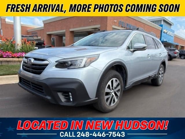2022 Subaru Outback Premium — photo 1 of 5