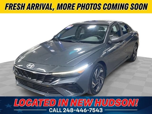 2025 Hyundai Elantra SEL Convenience — photo 1 of 45