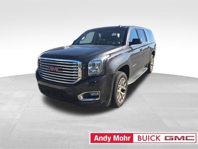 2017 GMC Yukon XL SLT — photo 1 of 5