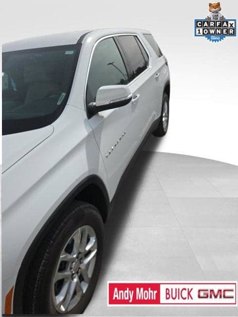 2024 Chevrolet Traverse Limited LS — photo 1 of 5