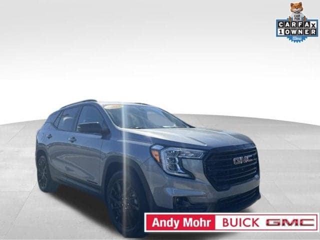 2023 GMC Terrain SLT — photo 1 of 5