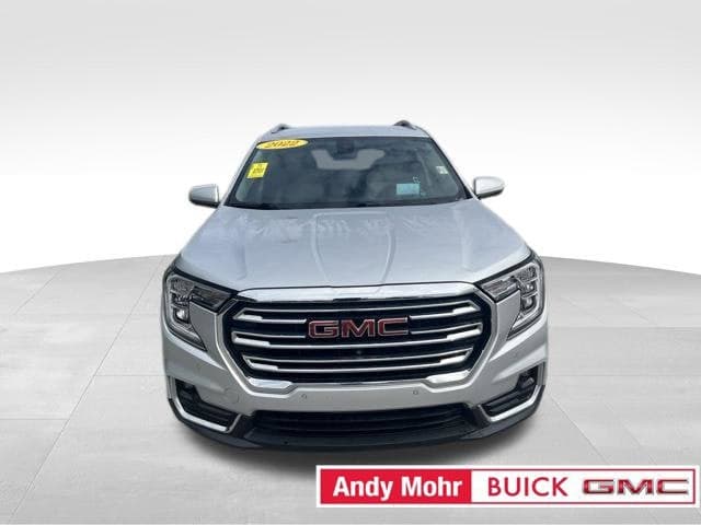 2022 GMC Terrain SLT — photo 1 of 10