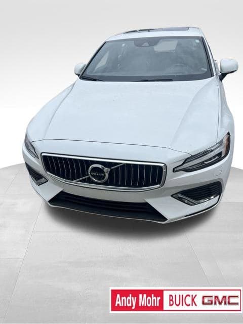 2022 Base — photo 1 of 11