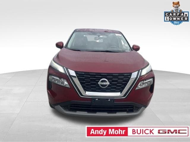 2023 Nissan Rogue SV — photo 1 of 10