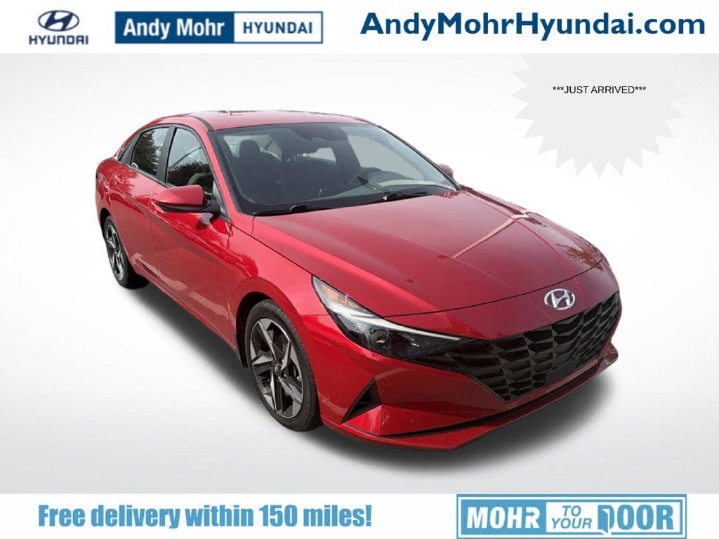 2023 Hyundai Elantra SEL — photo 1 of 5