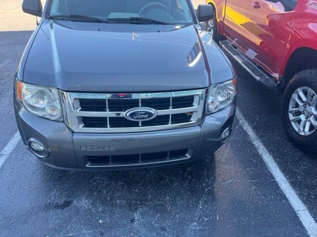2009 Ford Escape XLT — photo 1 of 2