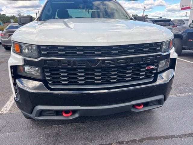 2019 Chevrolet Silverado 1500 Custom Trail Boss — photo 1 of 5